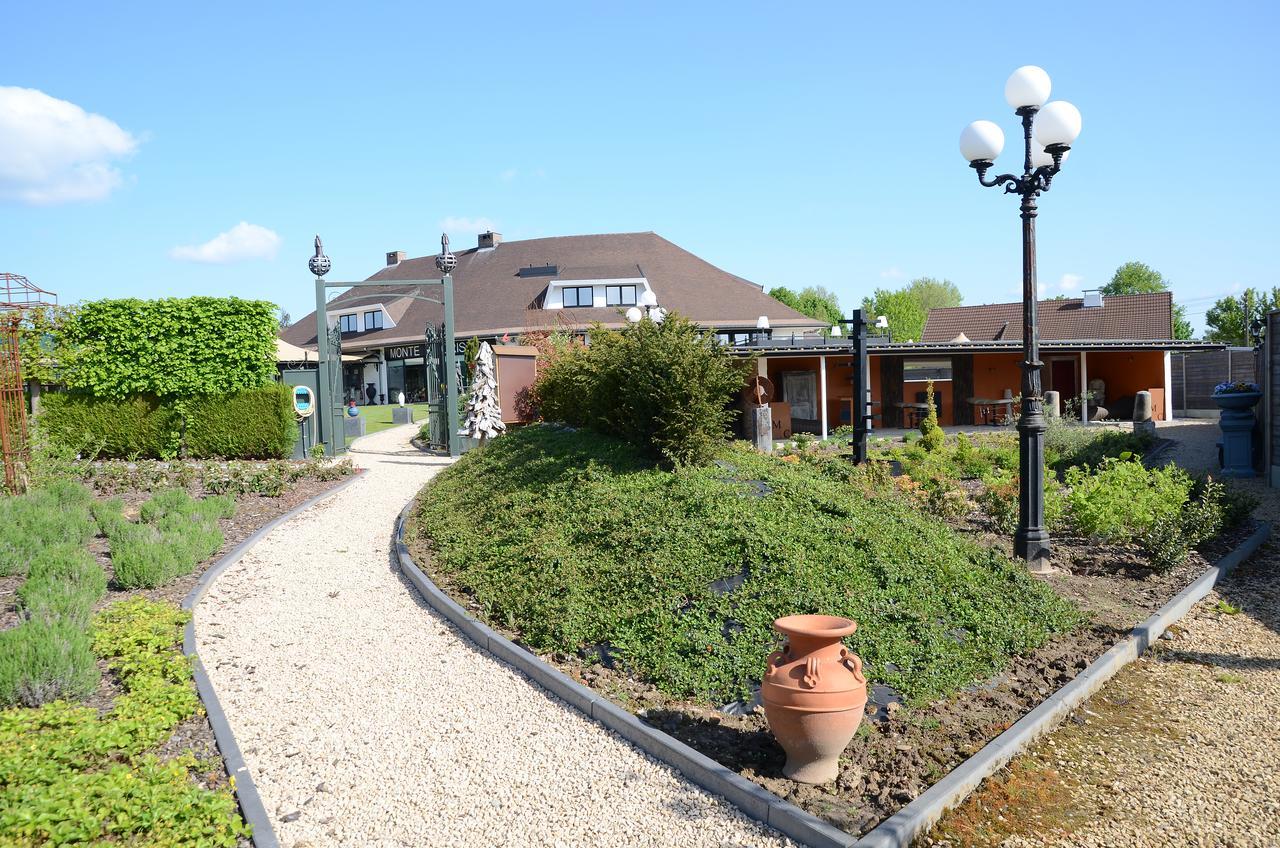 Hotel Monte Cristo Hoeselt Zewnętrze zdjęcie