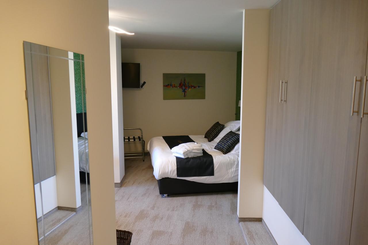 Hotel Monte Cristo Hoeselt Zewnętrze zdjęcie